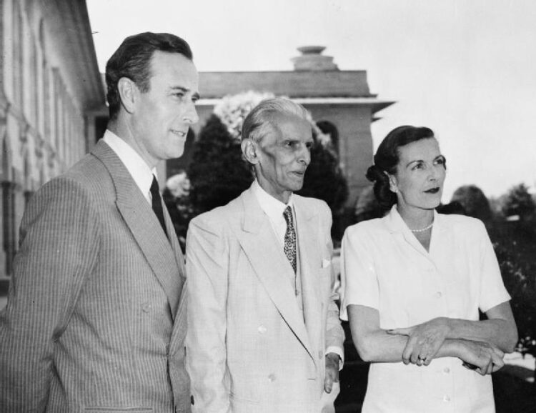 Pakistan : Jinnah - Mountbatten Talks [1947]