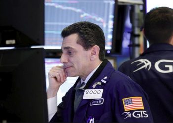 Wall Street braces as world sell-off runs to $4 trillion