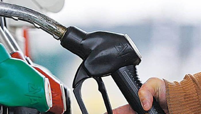 Govt likely to hike Petrol Prices