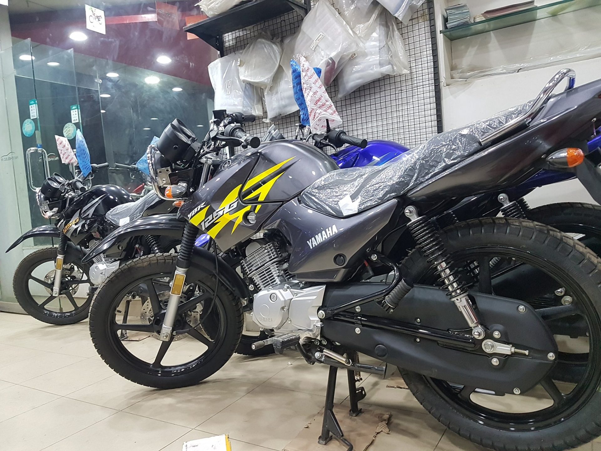 Yamaha Pakistan launched New Colour of YBR 125 G  INCPak