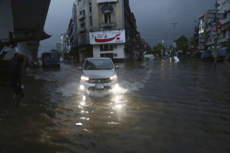 Rain in Lahore