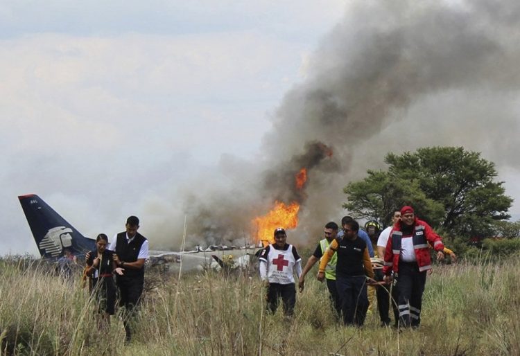 Mexico airliner crashes and burns, but all aboard survive