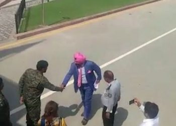 Sidhu arrives Pakistan