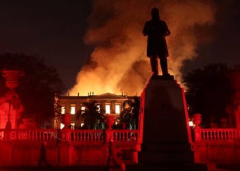 National Museum of Brazil hit by massive fire