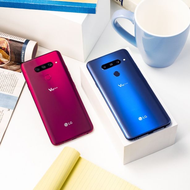 LG V40 ThinQ smartphone