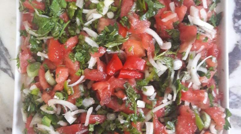 Tomato Salad with Onion (Turkish Salad Recipe)