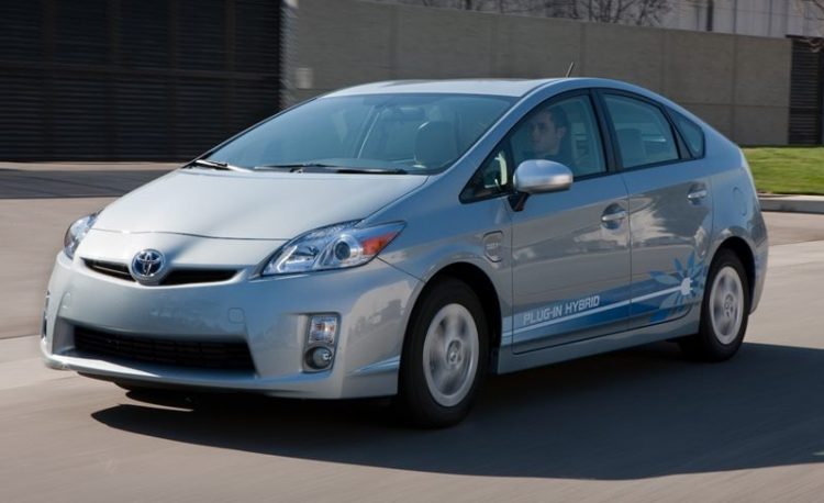 Toyota recalls 2.4 million hybrid cars for stalling problem