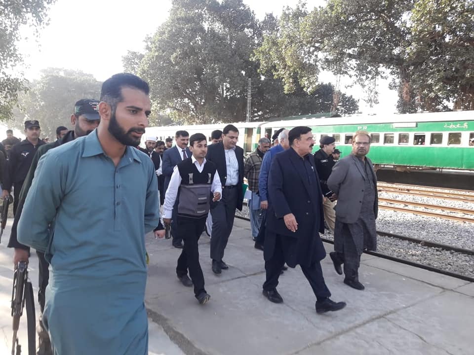 Sheikh Rasheed visited Golra Sharif Junction