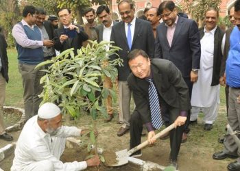 GM Korean Rail Network visits Pakistan Railways HQ