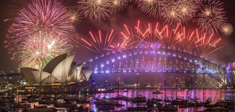 Sydney Australia : Celebrates New Year 2019