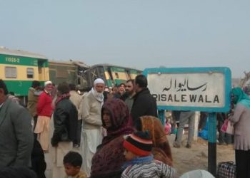 Shalimar Express & Millat Express collision [Exclusive Images]