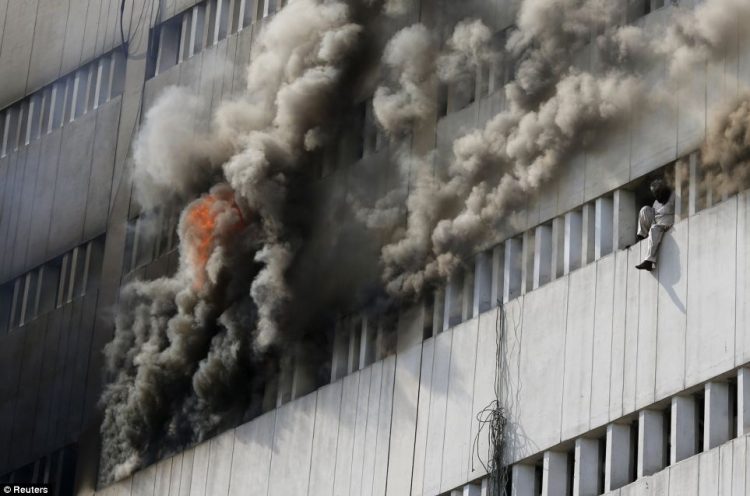 Government Building caught fire in New Delhi