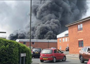 Three huge explosions in Derby, UK