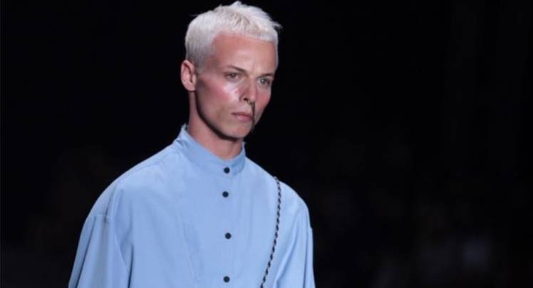 Model Tales Soares Dies Collapsing At Sao Paulo Fashion Week