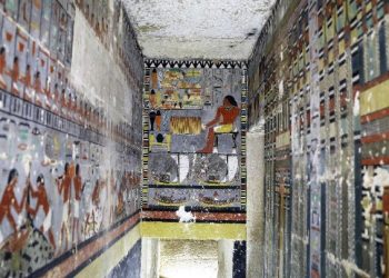 Egypt Unveils Newly Discovered Khuwy Tomb