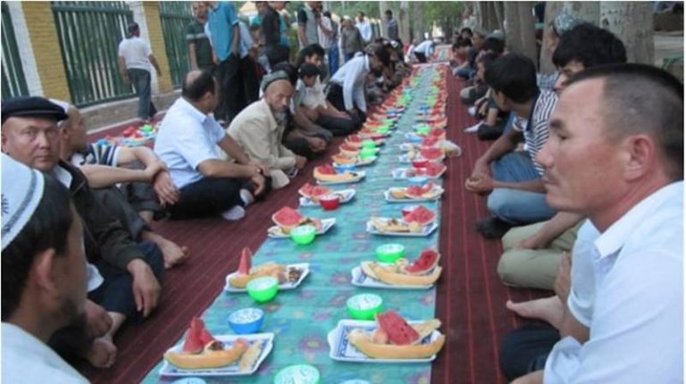 Ramadan In Xinjiang China Bans Muslims From Fasting