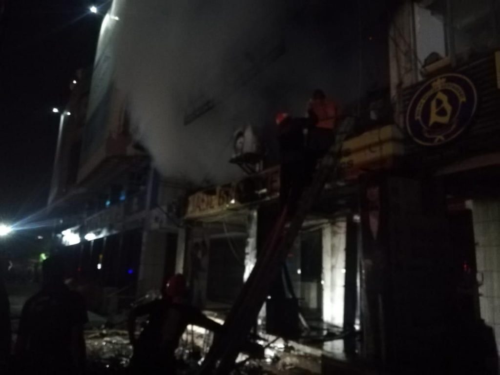 Plaza caught fire near Savour foods in Blue Area Islamabad