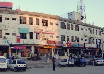 CDA conducts Anti Encroachment operation in G-9 Markaz