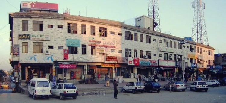 CDA conducts Anti Encroachment operation in G-9 Markaz