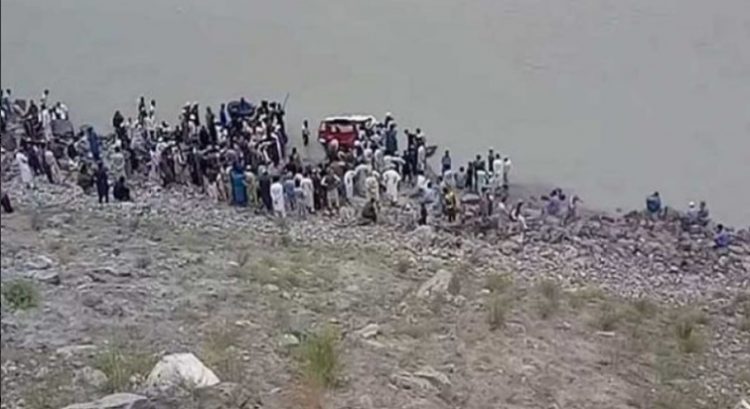 Pallas Kohistan, 10 Dead 3 Injured as Jeep Fell into Indus River