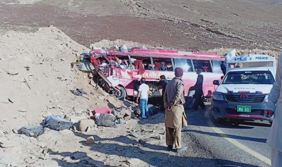 Babusar Top Bus Accident 22 dead 15 injured