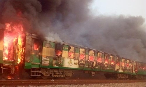 Tezgam train cylinder blast claims 73 lives near Rahim Yar Khan