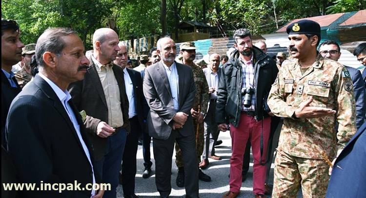 DG ISPR takes foreign diplomates to Neelum Valley