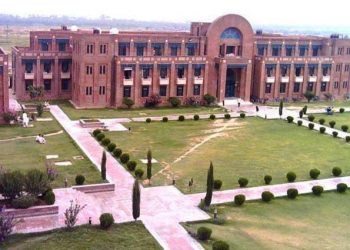 One student dead and five injured in IIUI