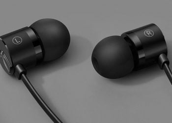 OnePlus wireless earphones airpods