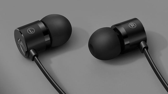 OnePlus wireless earphones airpods