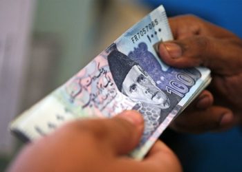 Pakistani Rupee Dollar Drops