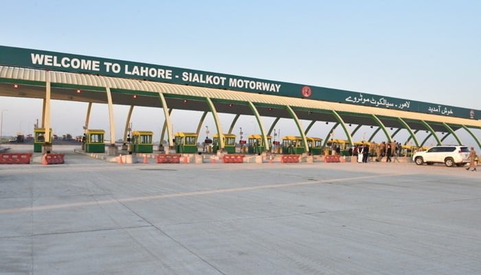 Lahore to Sialkot Motorway