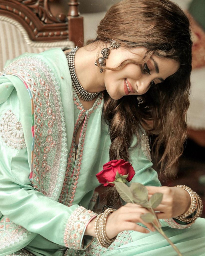 sajal aly with rose