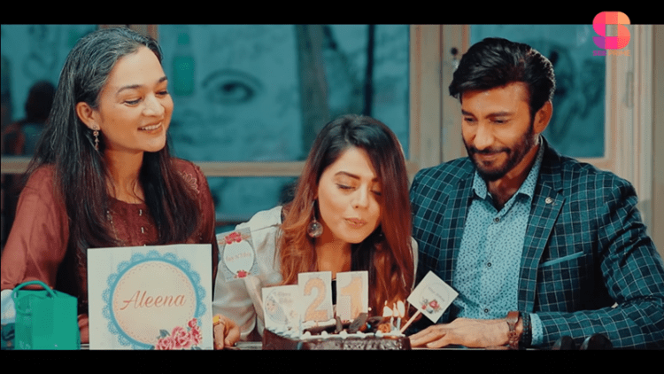 Samiya Mumtaz and Aijaz Aslam in New Short Web Series 'Aagey Barho'