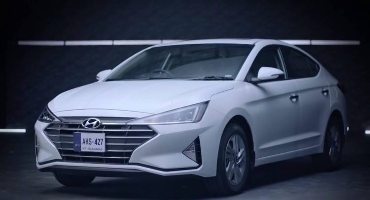 Hyundai Elantra, Hyundai Elantra Price, Hyundai Elantra Price in Pakistan