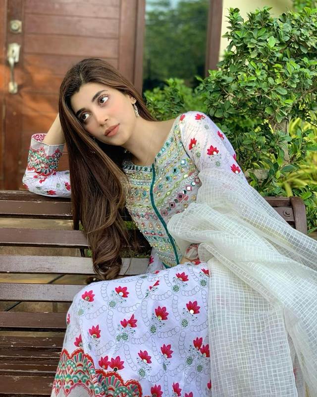 Urwa Hocane, Imran Ashraf, Badzaat