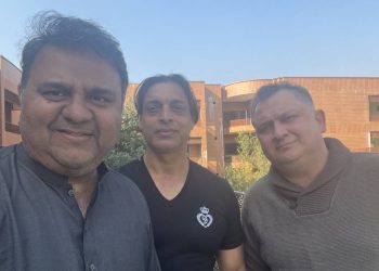 Shoaib Akhtar, Nauman Niaz