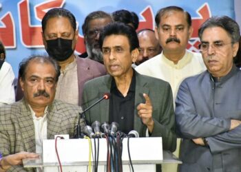 PM Khan loses 'Nafees Log' MQM-P Joins Opposition in No Confidence