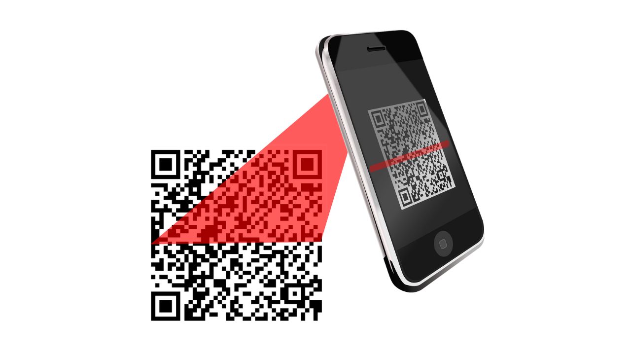 Сканируй QR код