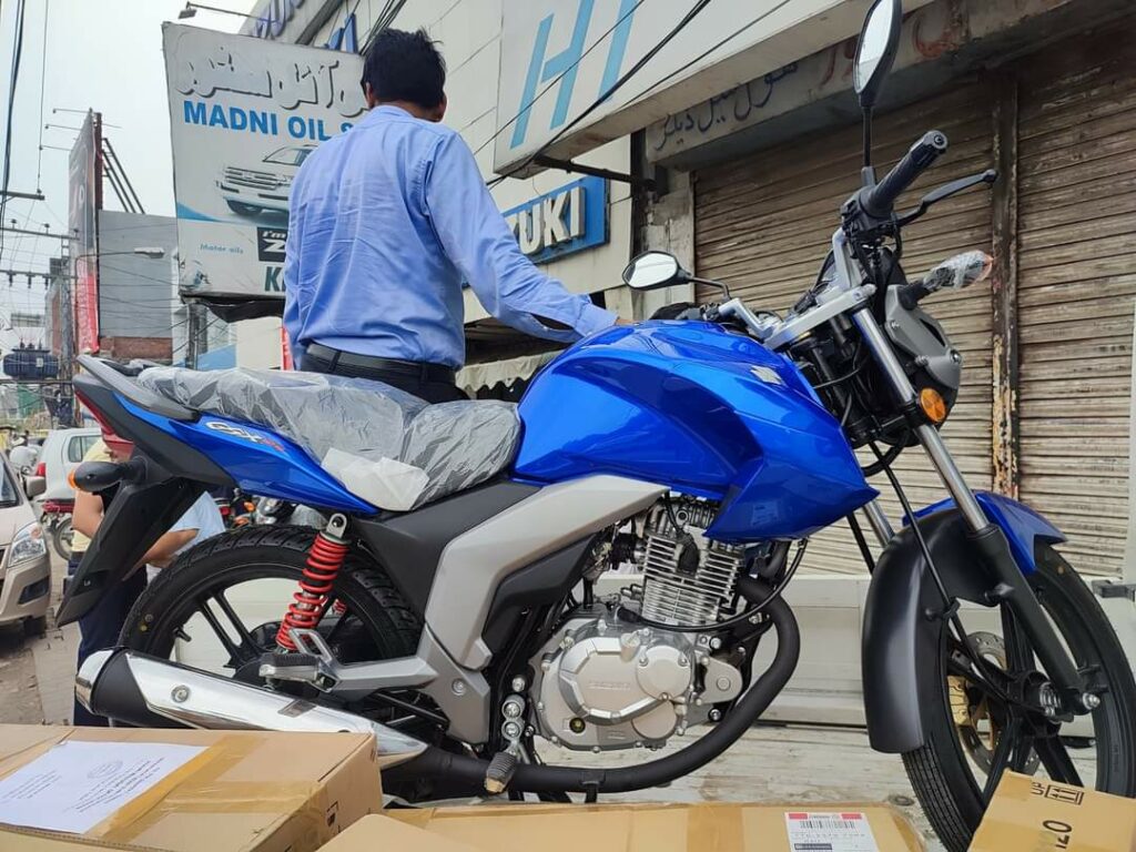 Suzuki GSX 125 in Pakistan, Suzuki GSX 125 Pakistan, Suzuki GSX 125, Suzuki GS 150 Replacement