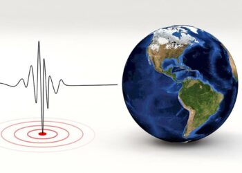 Powerful 7.6 Magnitude Earthquake Hits Mexico