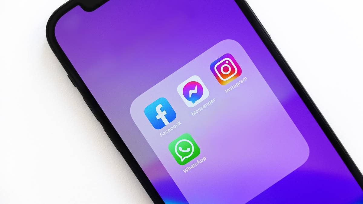 facebook-whatsapp-instagram-could-get-paid-features-incpak