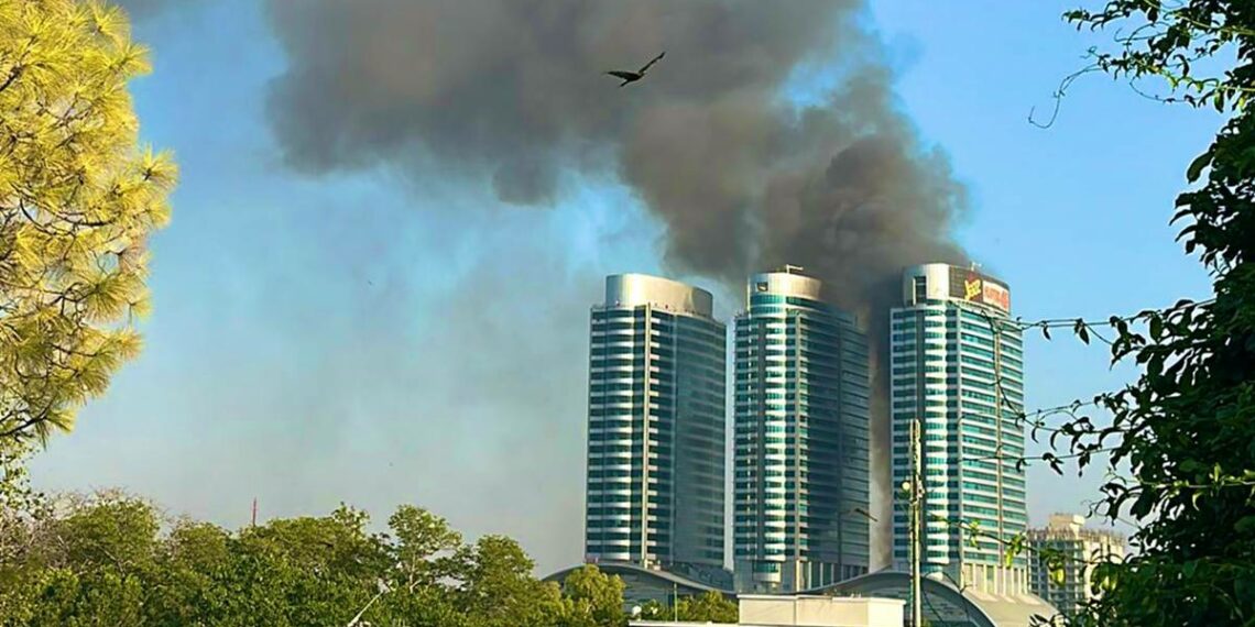 Centaurus Mall, Centaurus Mall Fire, Fire Centaurus Mall, Centaurus Mall Islamabad