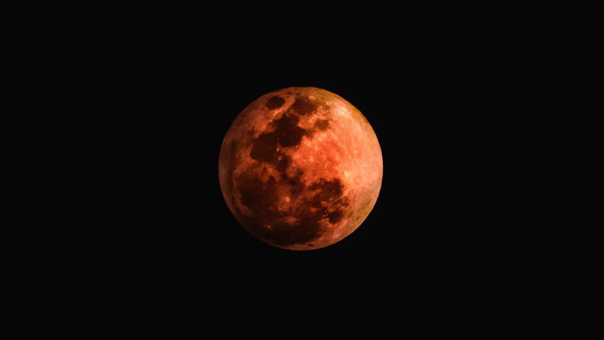 lunar-eclipse-chand-grahan-in-pakistan-to-be-visible-on-8-nov-2022