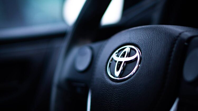 Toyota Car Prices, Toyota Car Prices in Pakistan, Toyota Corolla Price in Pakistan, Toyota Corolla Altis Price in Pakistan, Toyota Hilux Revo Price in Pakistan, Toyota Fortuner Price in Pakistan, Toyota Yaris Price in Pakistan