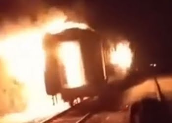 Karachi Express Train, Karachi Express, Karachi Express Train Fire, Karachi Express Fire, Train Fire, Karachi Train Fire