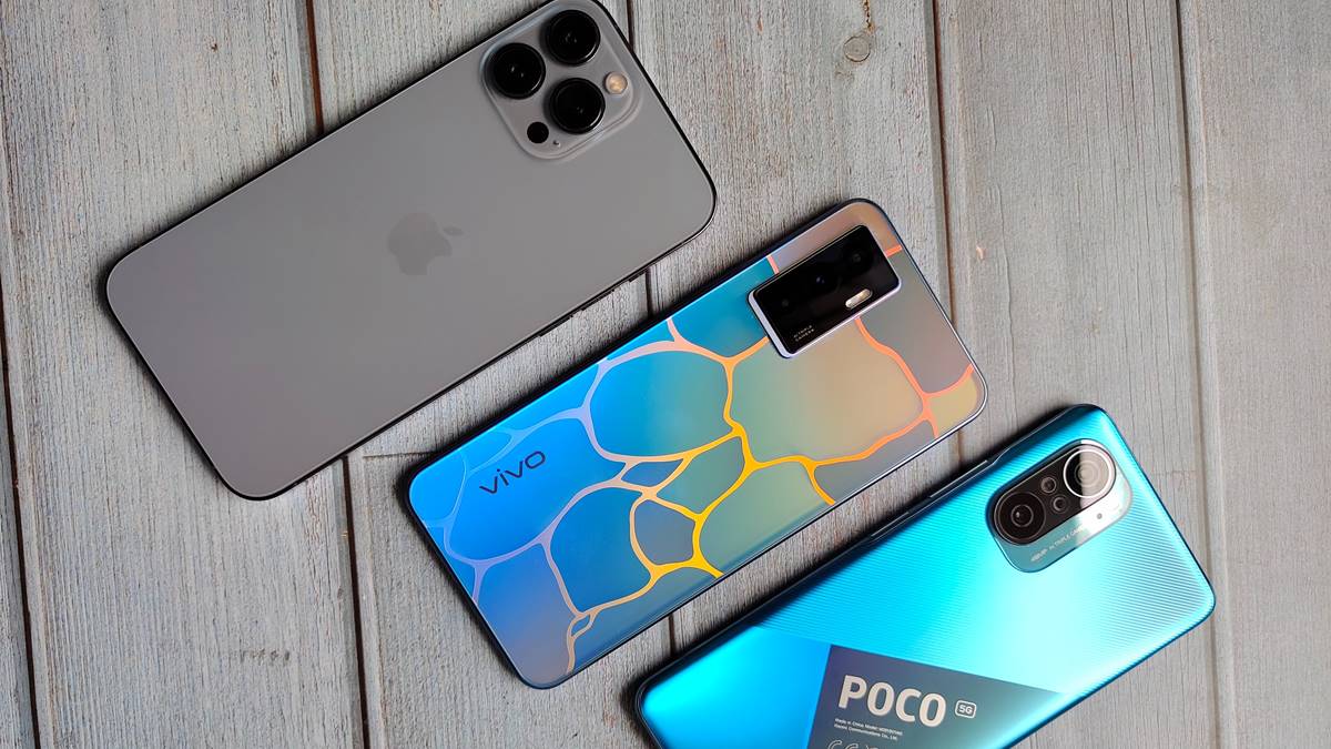 Mobile Phones To Get Cheaper After Reduction In Regulatory Duty INCPak