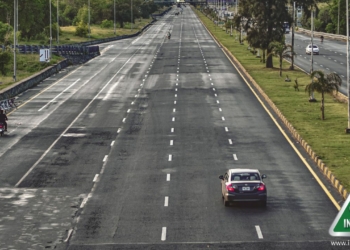 Srinagar Highway, Armed Robbers