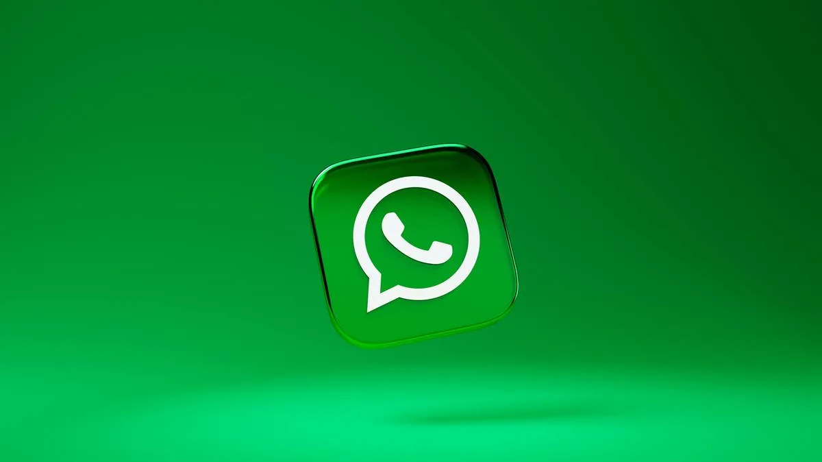 Whatsapp launches new feature to enhance group chat safety