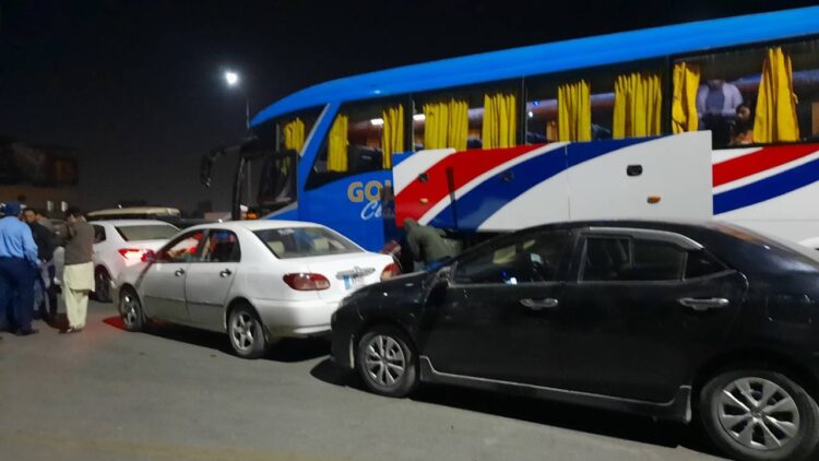 Srinagar Highway, Protest Srinagar Highway, Traffic Update, Traffic Srinagar Highway